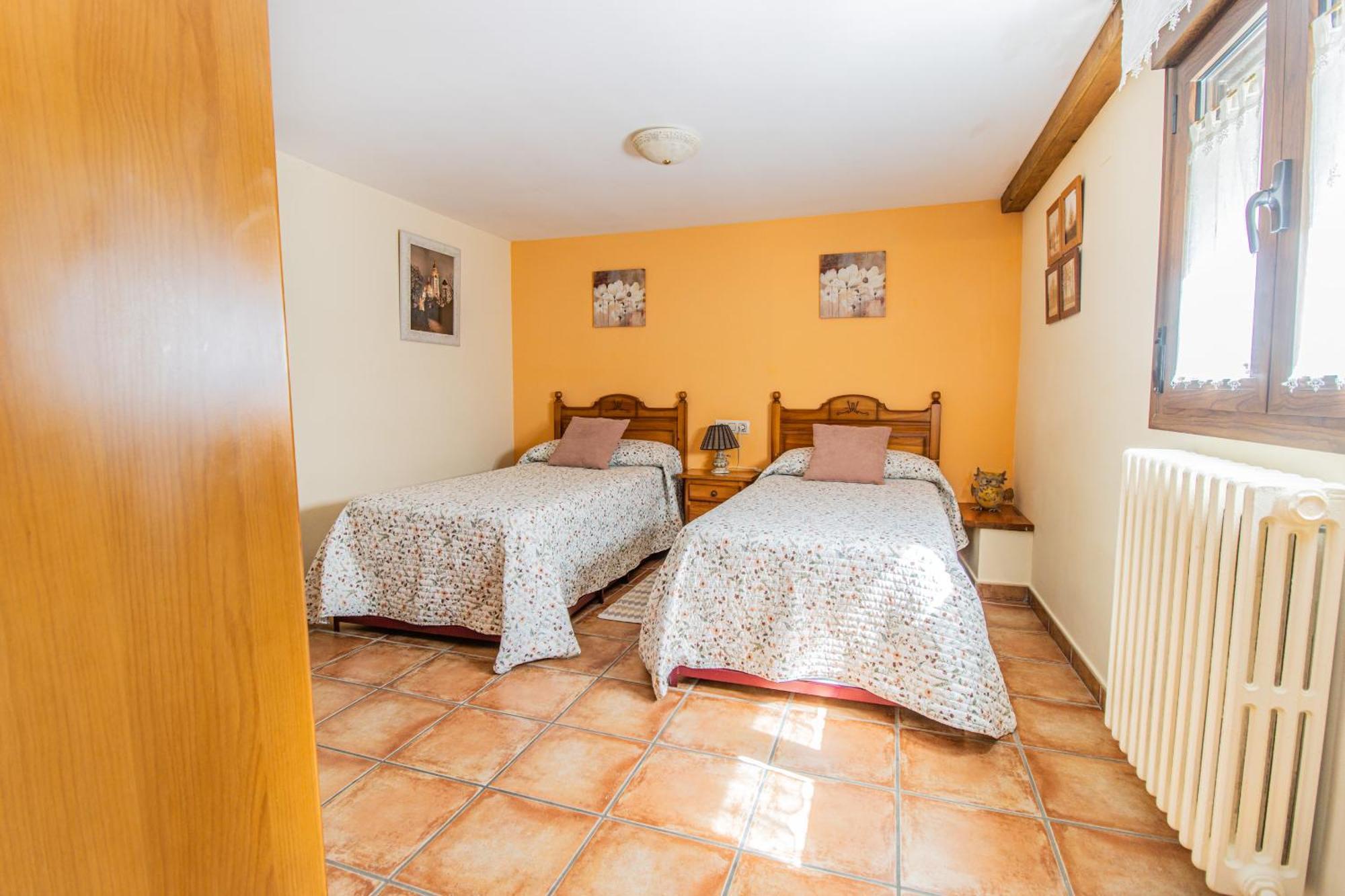 Casa El Pajar I Y II Pensionat Senegüé Exteriör bild